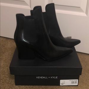 Kendall + Kylie brand new Finch leather bootie